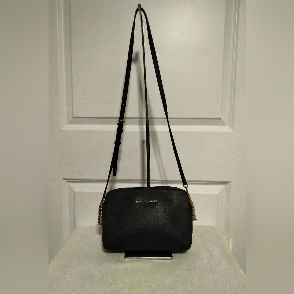 Michael Kors Large Jet Set East- West Crossbody Bag